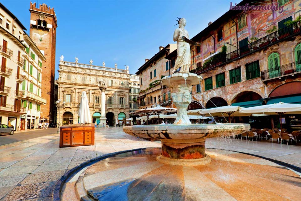 Piazza dei Signori - Praça em Verona